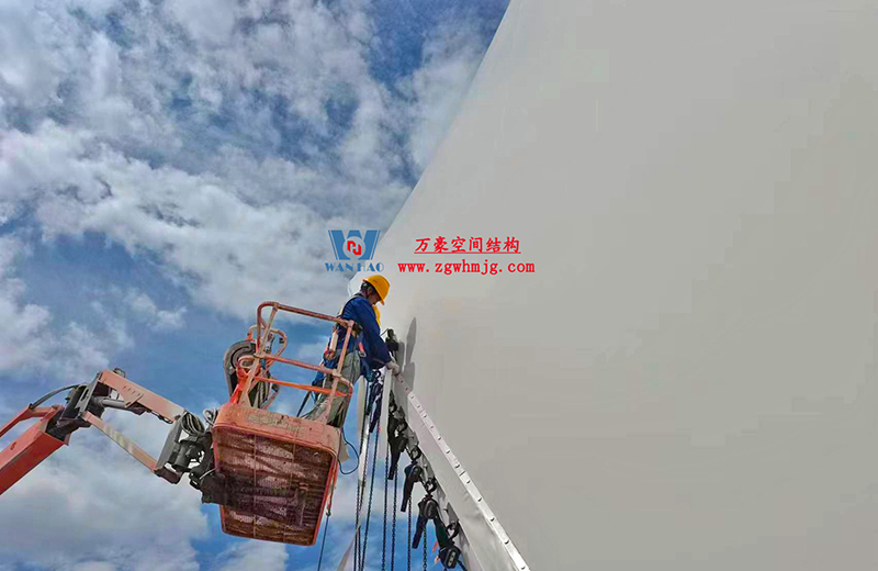 陜西定邊馬蓮灘沙漠公園鋼膜結(jié)構(gòu)工程“奮力快跑”，工程“進(jìn)度條”刷新了!