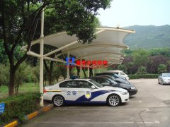 膜結(jié)構(gòu)停車棚造價多少合適？簡易車棚膜結(jié)構(gòu)低價市場分析