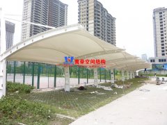 膜結(jié)構(gòu)車棚安裝時(shí)有哪些技術(shù)要求？膜結(jié)構(gòu)車棚安裝注意事項(xiàng)有哪些？